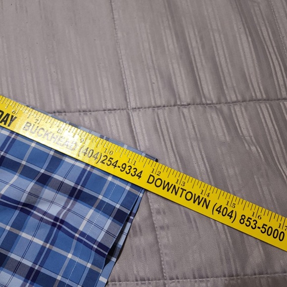 Jos A Bank Traveler Mens XL Plaid Shirt Blue Short Sleeve Button Down - Picture 8 of 9